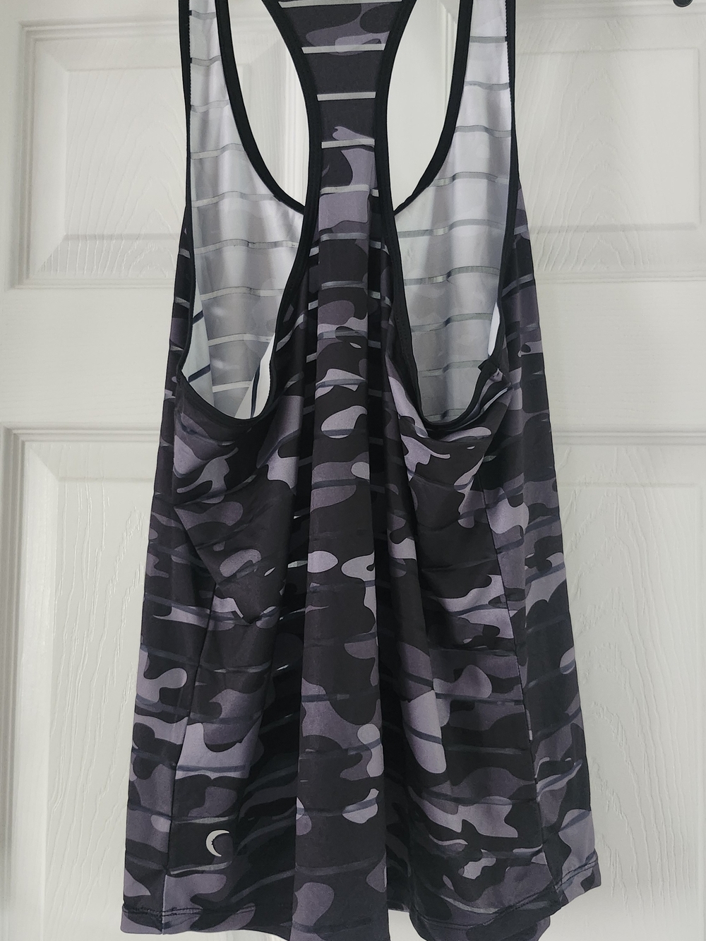 ZYIA Active Light Gray & Dark Gray Striped Performance Top Large - Picture 3 of 3